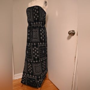 Old navy strapless maxi dress
